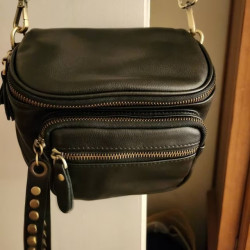 Custom image caption